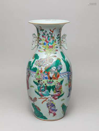Large Chinese Famille Rose Porcelain Vase