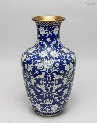 Large Chinese Export Cloisonne Cabinet Vase