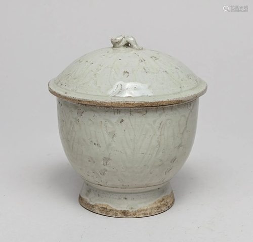 Chinese Ding Type Porcelain Covered Lotus jar