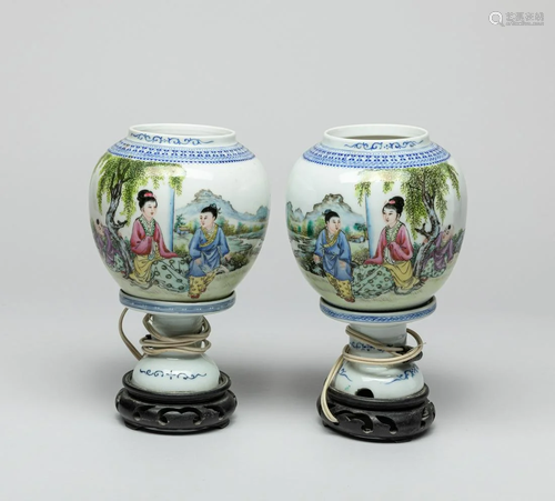 Pair Chinese Hand Painted Porcelain Lamp