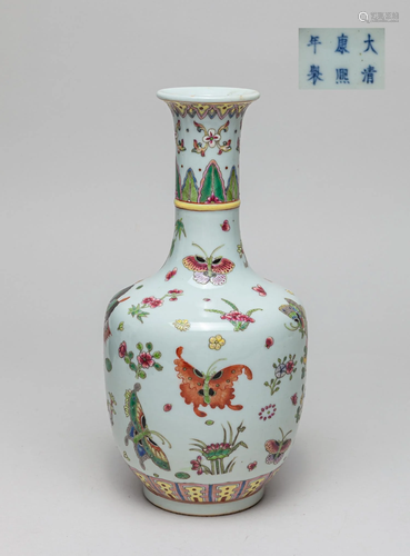 Chinese Hand Painted Porcelain Vase