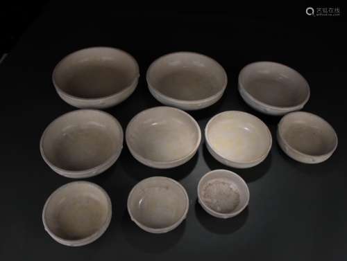 A Set of Plates