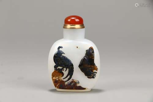 Agate Snuff Bottle