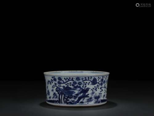 Blue-and-white Brush Pot