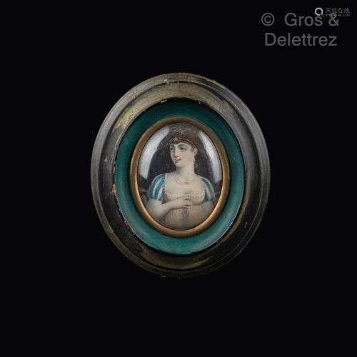Miniature ovale figurant une femme au diadème et perles et à...