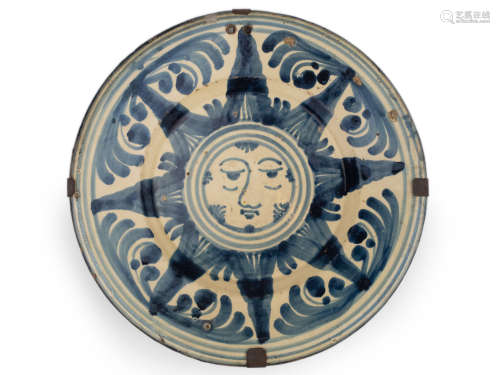 A 17th century plate in Catalan pottery