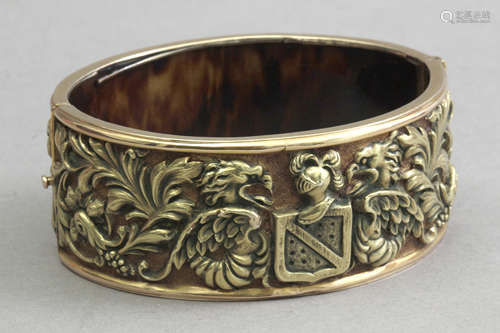 Possibly Fuset I Grau. A late 19th century bangle in 18k. ye...