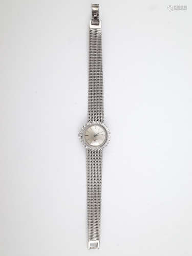 Omega. An 18k. white gold and diamonds ladies watch