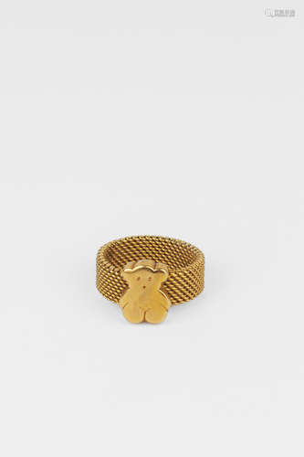 Tous. Mesh. An 18k. yellow gold pendant