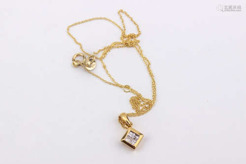 A princess cut diamonds nd 18k. yellow gold cluster pendant ...