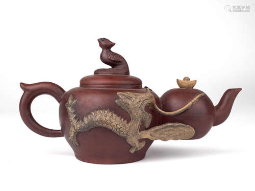 A 20th century Chinese yixing double teapot