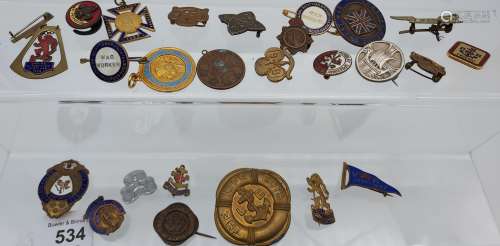 A Selection of vintage Boys Brigade badges and various milit...