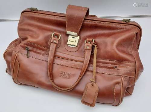 A Turkish Kum Leather travel bag.