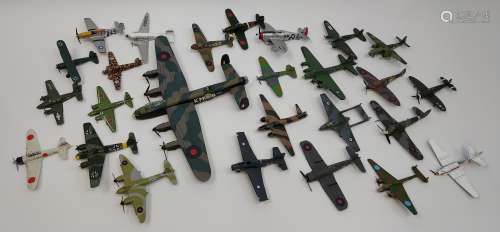 A Large selection of Die Cast and Plastic aeroplane models [...