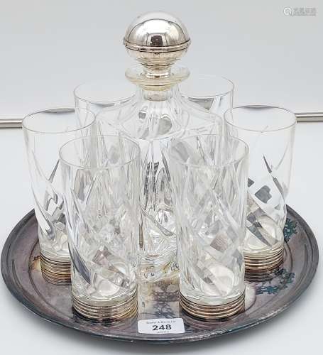 Crystal decanter with a 800 grade silver stopper, with 6 mat...
