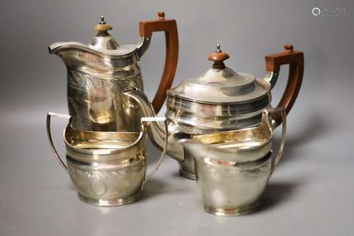 A George V three piece silver oval tea set, London, 1930, to...