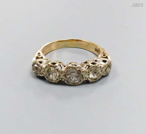 A five-stone diamond ring, 9ct white and yellow gold setting...