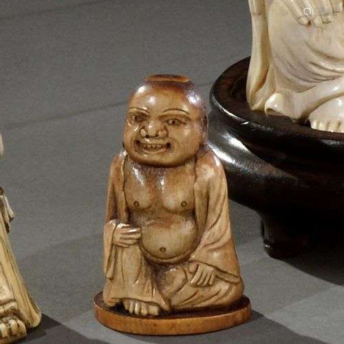 CHINE - XVIIIe siècle Bouddha assis, sujet en bois de cerf s...