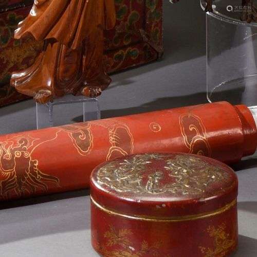 CHINE - Début du XIXe siècle Grand étui à messages en bois é...