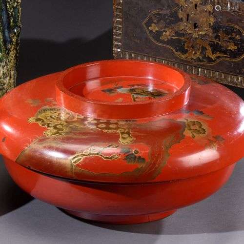 JAPON - Période MEIJI (1868-1912) Très grande coupe à riz en...