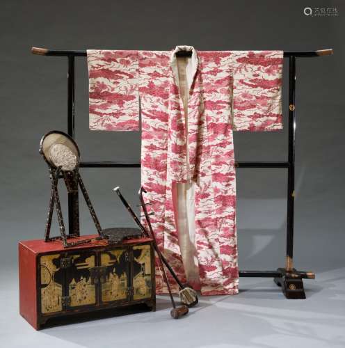 JAPON - Période EDO (1603-1868) Kimonokake, porte-kimonos à ...