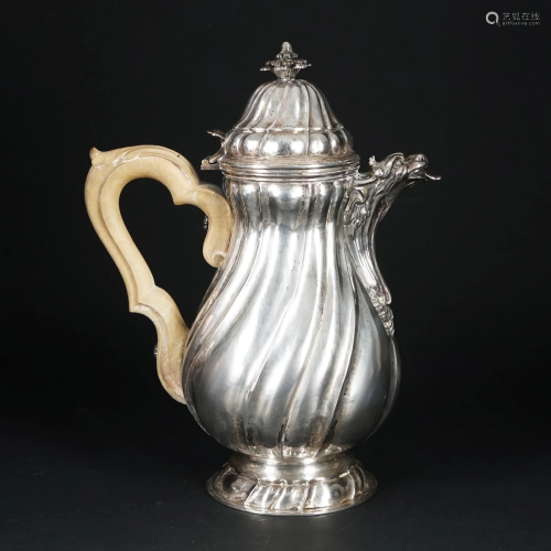 A smooth surface silver coffeepot, Buccellati