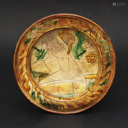 An Italian Po valley scratched maiolica bowl