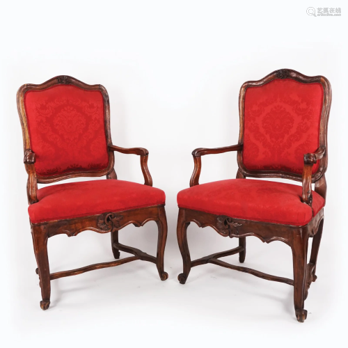 A pair of Venertian walnut armchairs, 18th century