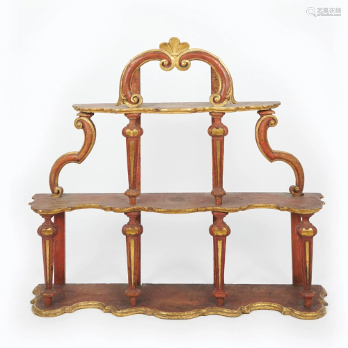 A gilt e red lacquered wood shelf, 18th century