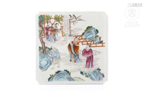Placa esmaltada en porcelana familia rosa, dinastía Qing.