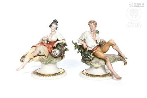 Pareja de campesinos de porcelana francesa, med.s.XX