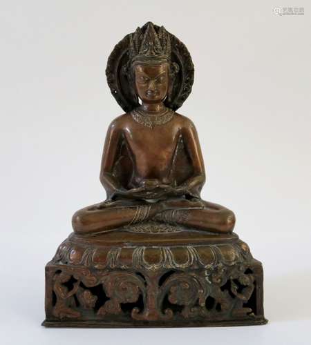 TIBET - XXE SIÈCLE Statuette d'Amitayus En laiton, assis en ...