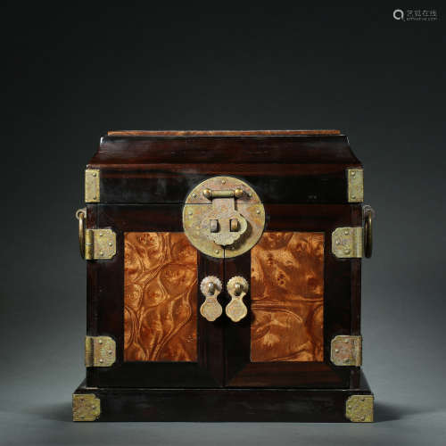 Qing Dynasty,Rosewood Treasure Chest