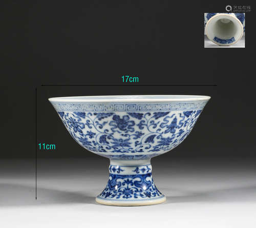 In the Qing Dynasty, the blue and white tangled high foot cu...