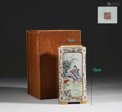 Qing Dynasty, pastel character stories, square pen holder