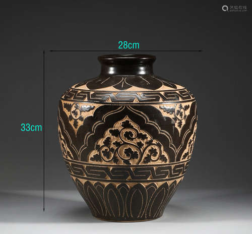 Song Dynasty, Cizhou kiln, flower pattern pot