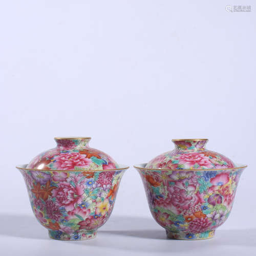 A pair of pastel covered bowls in Qianlong of Qing Dynasty