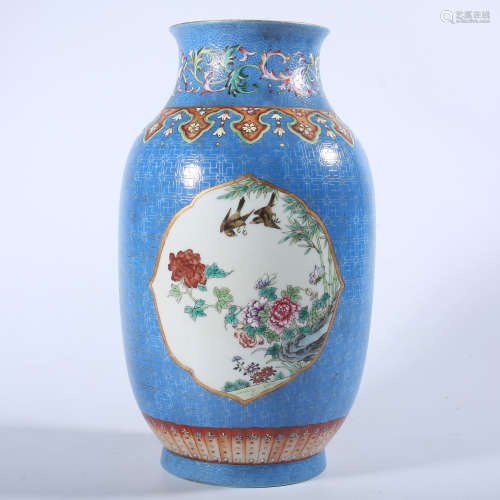 Qing Dynasty Qianlong pastel bottle