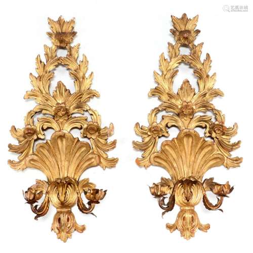 A PAIR OF WALL APPLIQUES