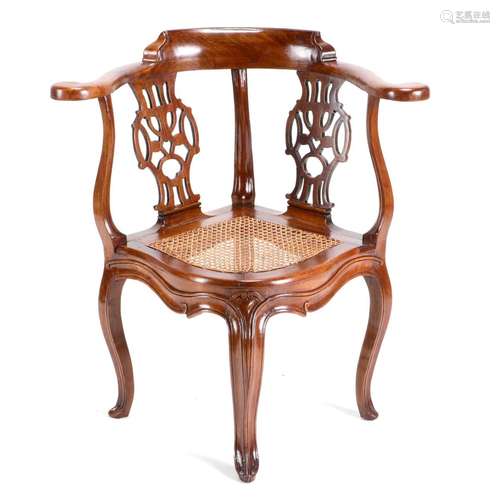 A D. JOSÉ (1750-1777) CORNER CHAIR