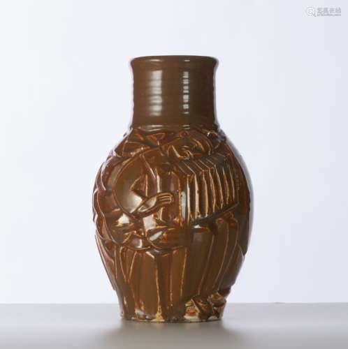 CAZAUX Un vase en céramique à décor de personnages basques -...