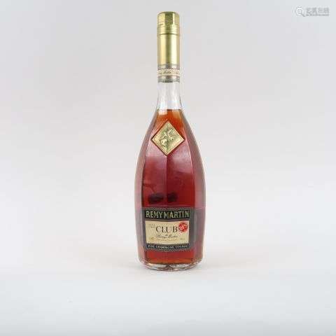 1 BOUTEILLE (1 L) REMY MARTIN 'CLUB' DFS