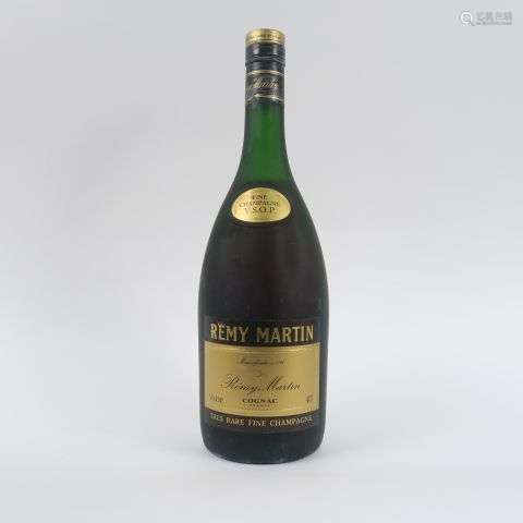 1 MAGNUM COGNAC REMY MARTIN V.S.O.P. 'TRES RARE FINE CHAMPAG...