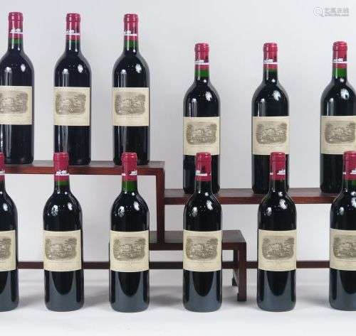 12 BOUTEILLES CHÂTEAU LAFITE ROTHSCHILD 1er GCC PAUILLAC - 1...