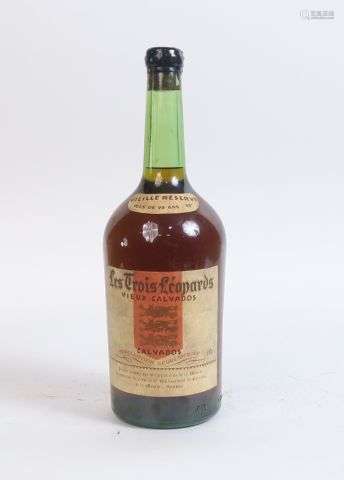 1 MAGNUM VIEUX CALVADOS LES TROIS LEOPARDS 'VIEILLE RESERVE'...