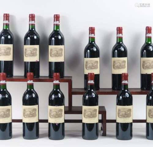 12 BOUTEILLES CHÂTEAU LAFITE ROTHSCHILD 1er GCC PAUILLAC - 1...