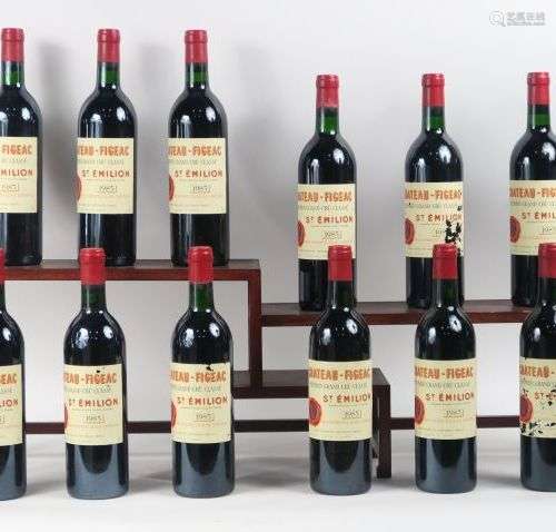 12 BOUTEILLES CHÂTEAU FIGEAC 1er GCC ST EMILION - 1985 - CBO...