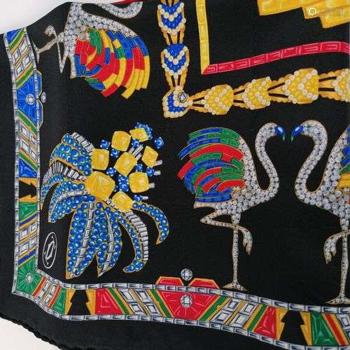 CARTIER- Foulard en soie à décor de bijoux sur fond noir (da...