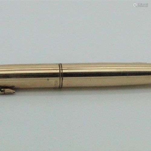 PARKER - Stylo plume en métal doré