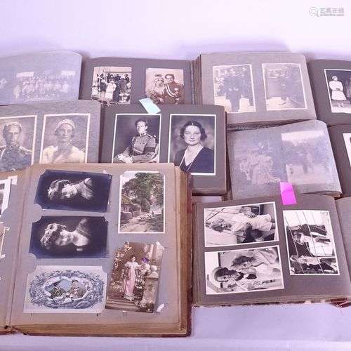 Collection: 5 Albums de cartes postales: de familles royales...